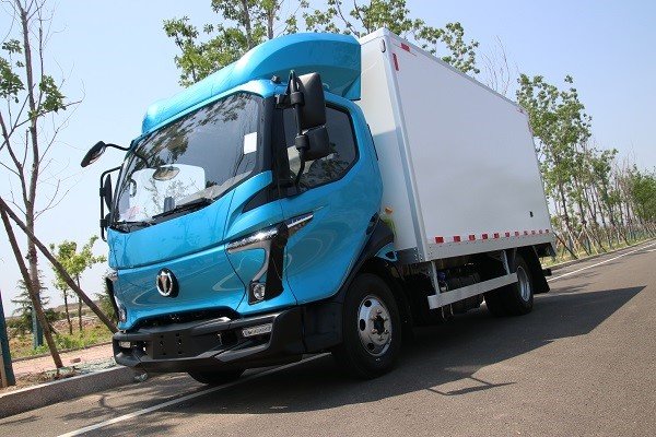 飞碟W轻卡真的安全又效能 我肯定会考虑