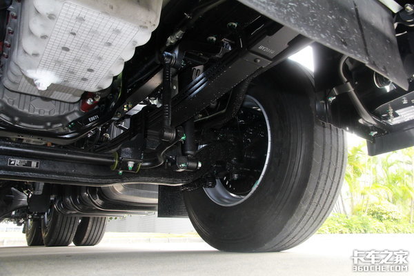 450马力国六动力 日野700还有哪些升级?