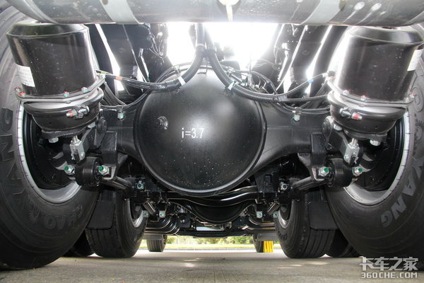 450马力国六动力 日野700还有哪些升级?