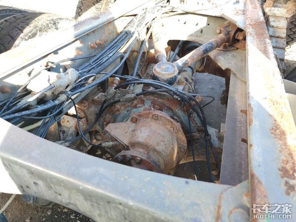 16升发动机 曾经的'王者'沃尔沃F16解读