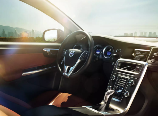 学车需要技巧，只有掌握好这几点，我们才可以变成老司机