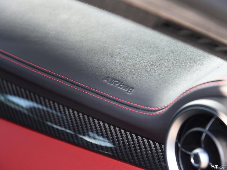 阿尔法·罗密欧 Giulia 2021款 2.0T 280HP Veloce Ti 竞速版 阿尔法·罗密欧 Giulia 2021款 2.0T 280HP Veloce Ti 竞速版