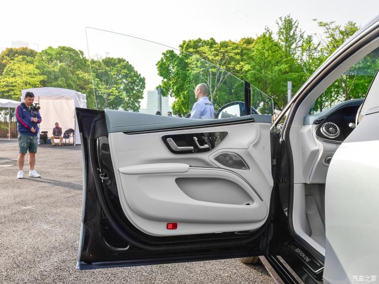 梅赛德斯-EQ 奔驰EQS 2021款 580 4MATIC AMG Line 梅赛德斯-EQ 奔驰EQS 2021款 580 4MATIC AMG Line