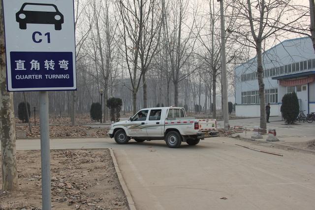 驾考科目二你考了几次才通过的?驾考过程中有哪些趣事?-有驾 驾考科目二你考了几次才通过的?驾考过程中有哪些趣事?-有驾